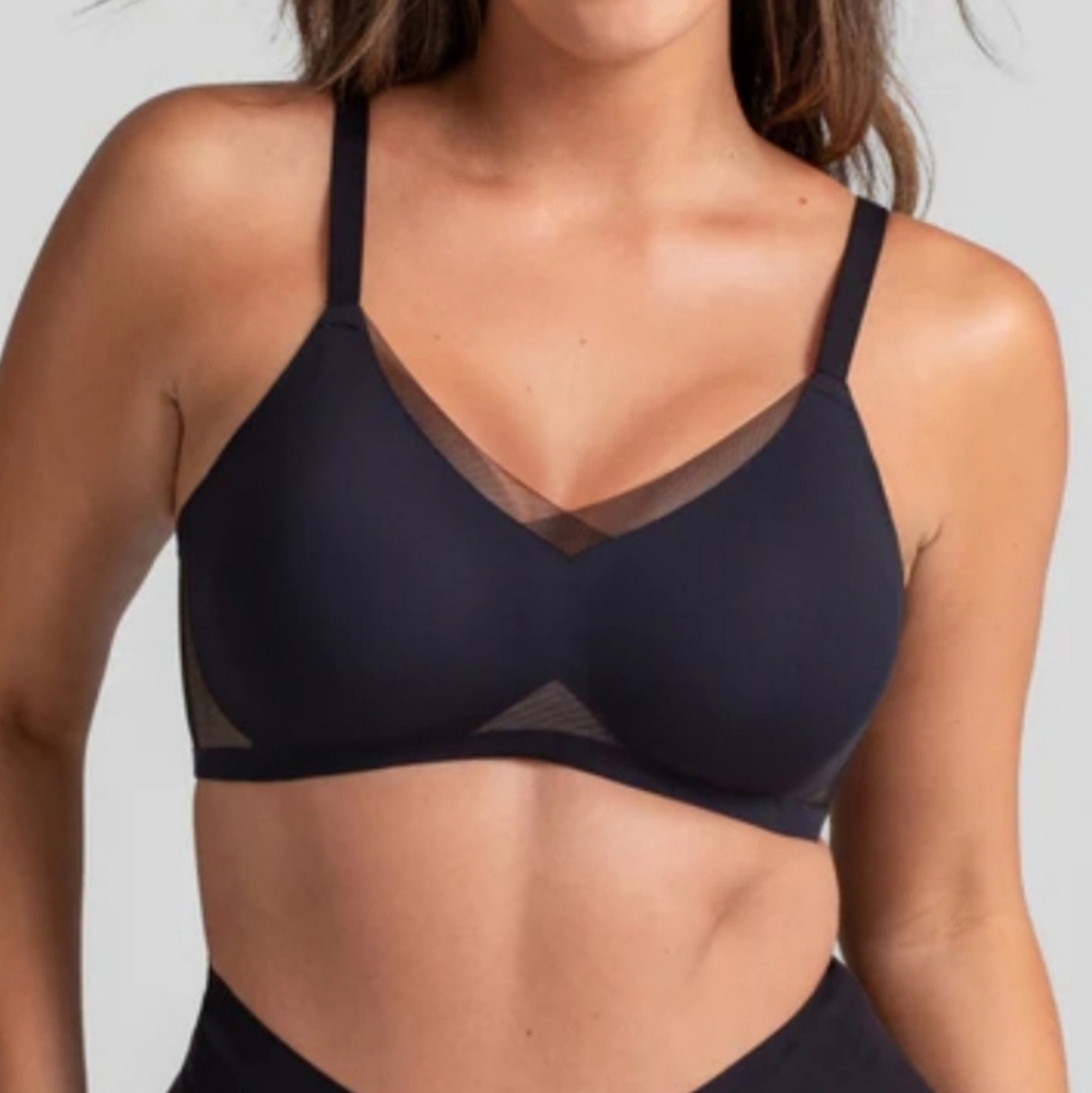☕️HONEYLOVE CROSSOVER WIRELESS BRA SIZE L 38B/C